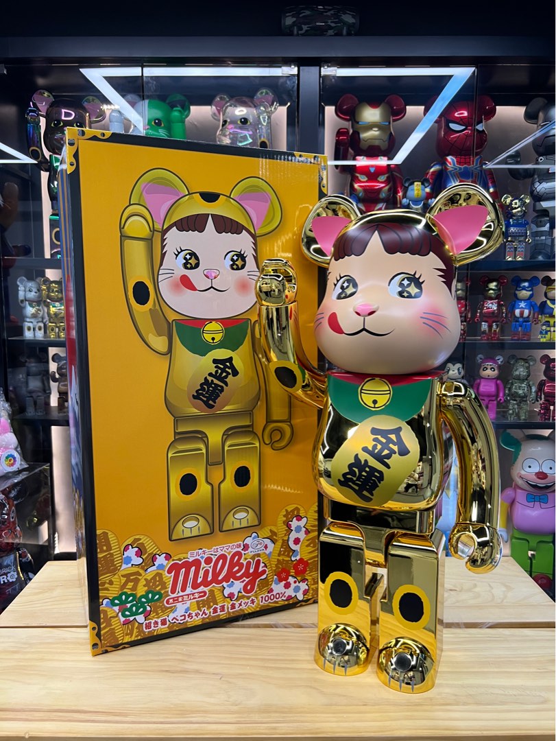 現貨BE@RBRICK 招き猫ペコちゃん金運金メッキ1000% 金運牛奶妹