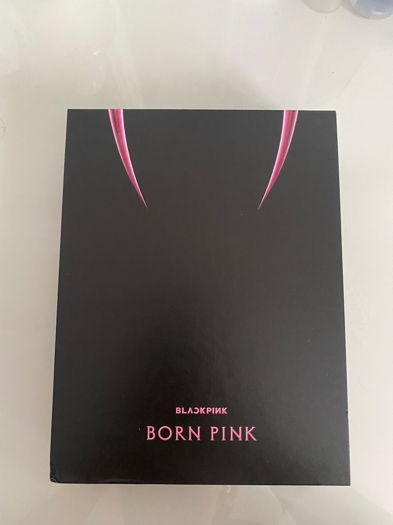 BLACKPINK BORN PINK ALBUM PINK VER, Hobbies & Toys, Memorabilia