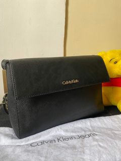(Category: ) located in . Submitted by baglovers2020 (Listing ID 1190540694, Image 1). Description: .