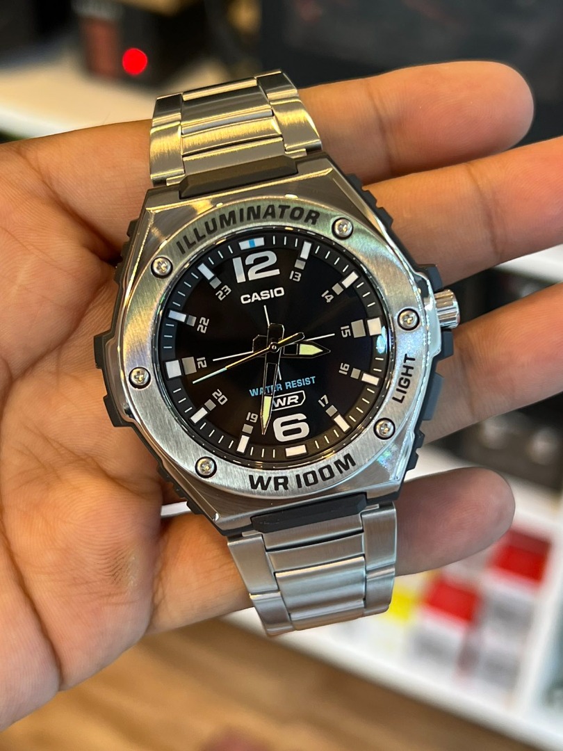 Casio illuminator analog watch online