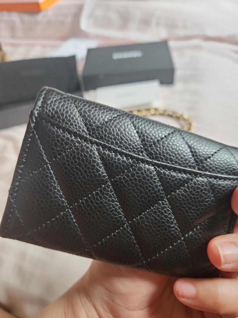 Chanel cf card holder, Women's Fashion, Bags & Wallets, Wallets & Card