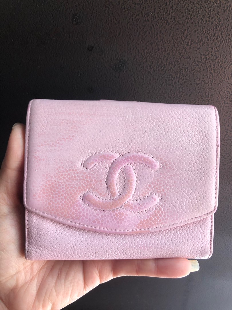 Chanel Coco mark Caviar Skin bifold Wallet, Women's Fashion, Bags &  Wallets, Wallets & Card holders on Carousell