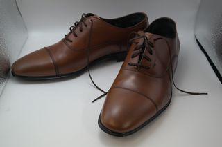 Donated/Preloved Ferragamo Men's Leather Shoes Brown (ITALY)
