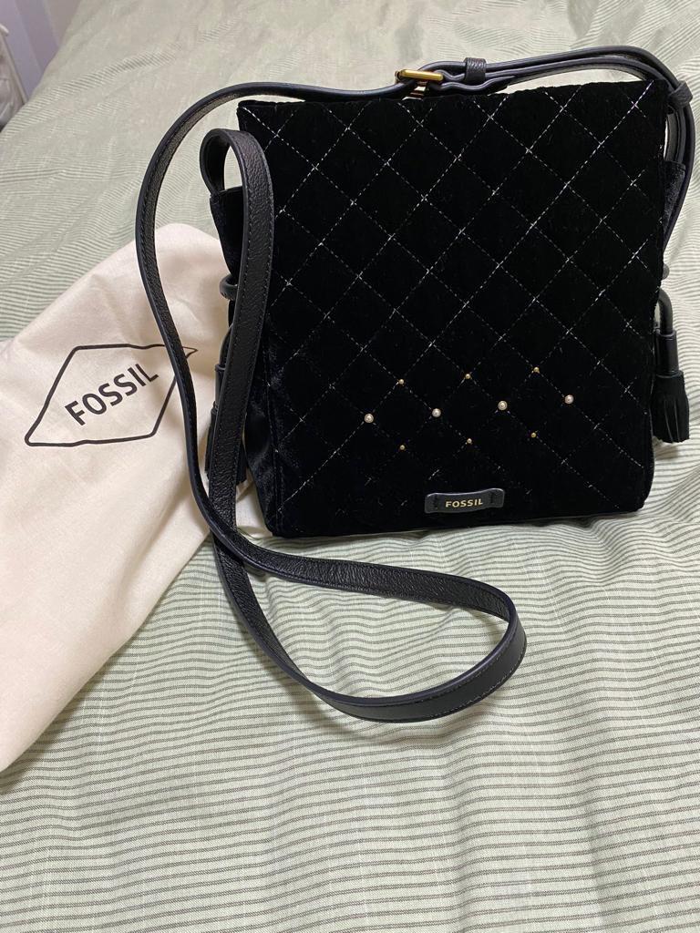 Fossil Black Velvet Quilted Bag (100 Authentic), Luxury, Bags