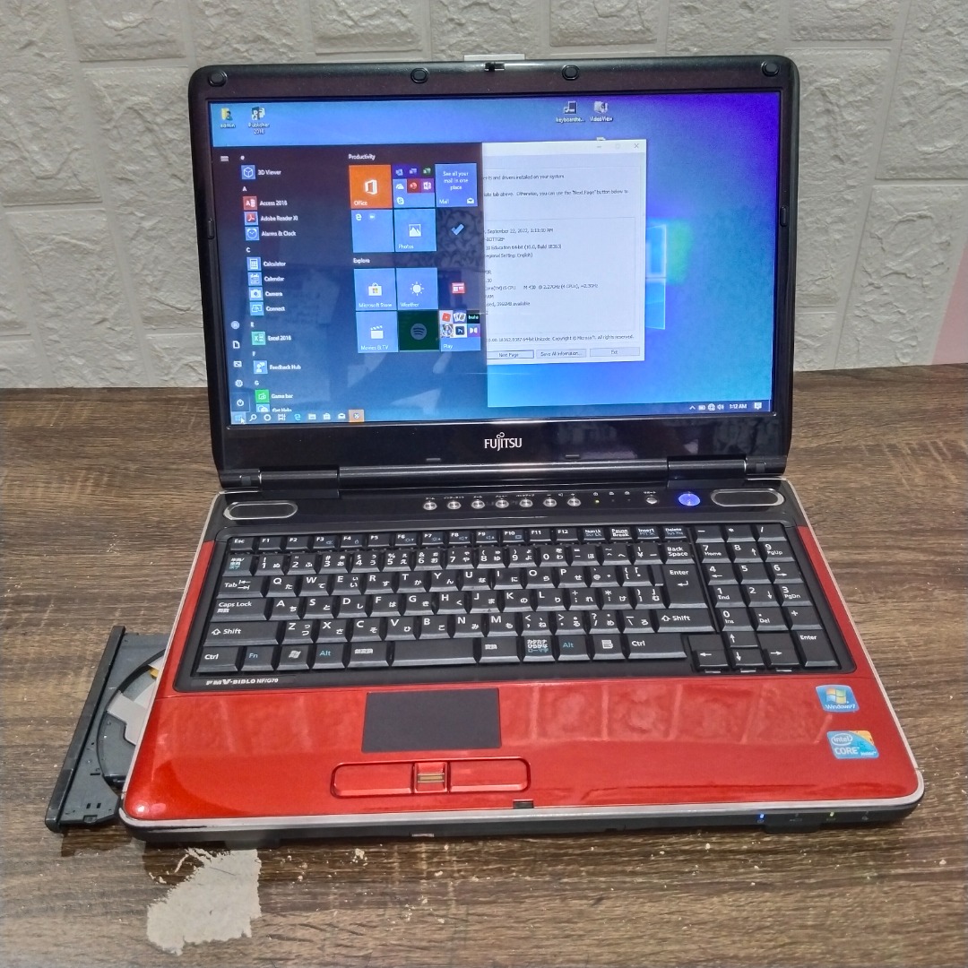 Fujitsu AH77/C i7 4gb 320gb