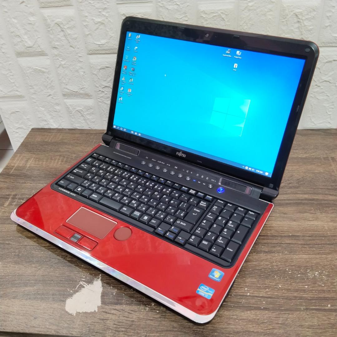 Fujitsu AH77/C i7 4gb 320gb