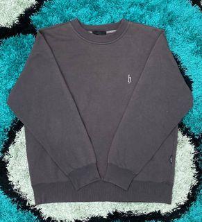 Grey Sweatshirt