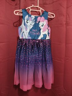 (Category: ) located in . Submitted by PrincessinthePrairiePreloved (Listing ID 1190674108, Image 1). Description: .