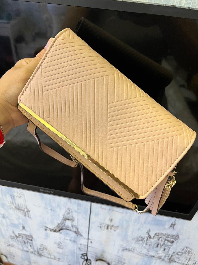 Camara Clutch Pink main image 0