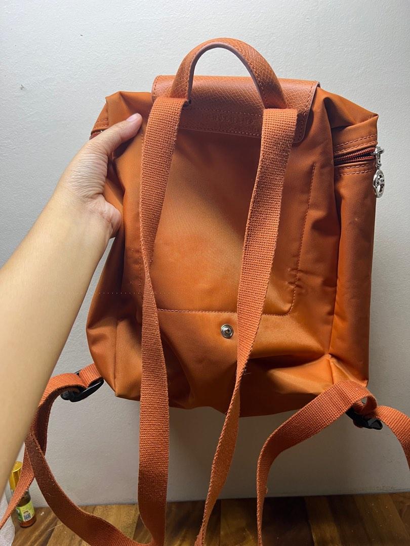 LONG CHAMP le pliage backpack (Category: Luxury Bags & Wallets) located in Quezon City. Submitted by nabiepom (Listing ID 1190517323, Image 3). Description: ORIGINAL/AUTHENTIC triple your money back guarantee!!! from Europe- with minimal sign of use. .