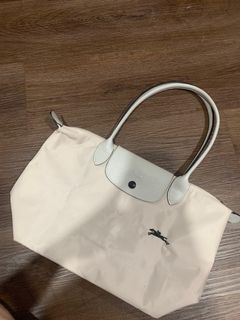 (Kategori: ) berada di . Dikirim oleh liamonica92 (ID iklan 1190665187, Gambar 1). Deskripsi: .