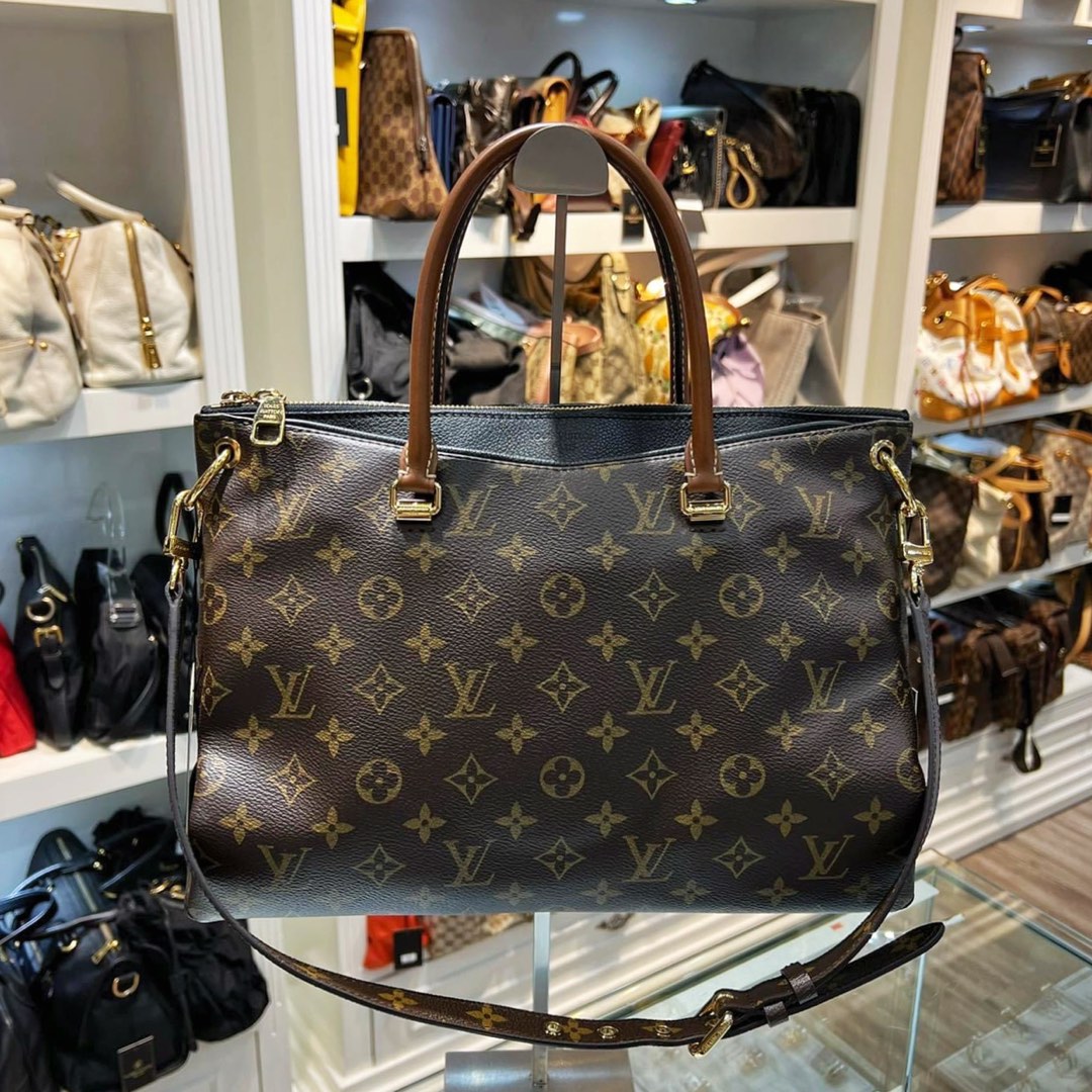 Louis VUITTON inventeur Brooklyn belt bag. Also shoulder bag., Luxury, Bags  & Wallets on Carousell