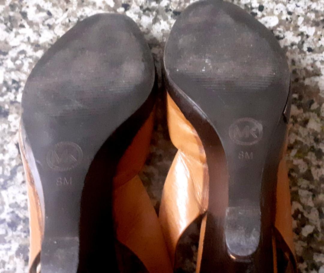 Michael kora wedge (Category: Wedges) located in Zamboanga. Submitted by goodforless (Listing ID 1190548894, Image 3). Description: selling michael kors wedge very nice n light lng po have water stain.