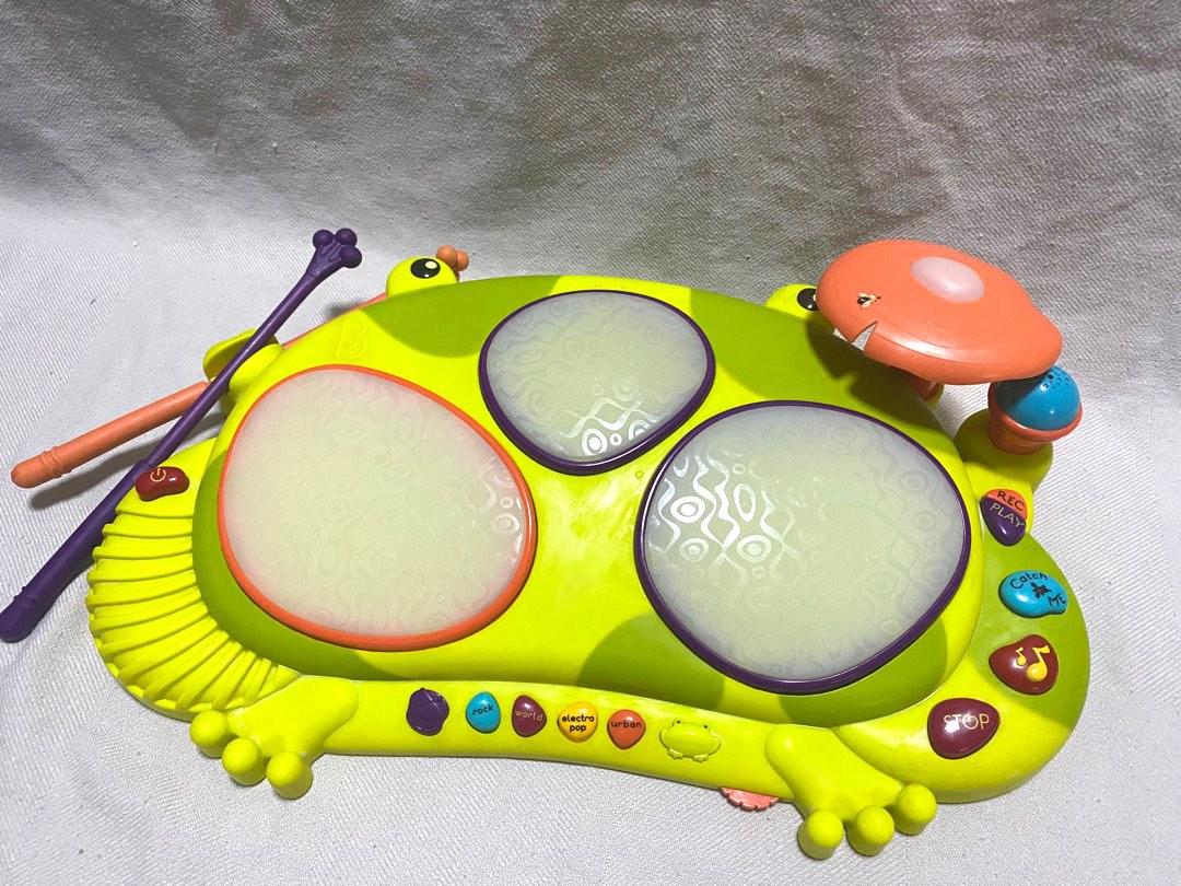 MybToys Ribbit tat tat The Frog Drum with Light up Lily Pads and Fly Catching Game