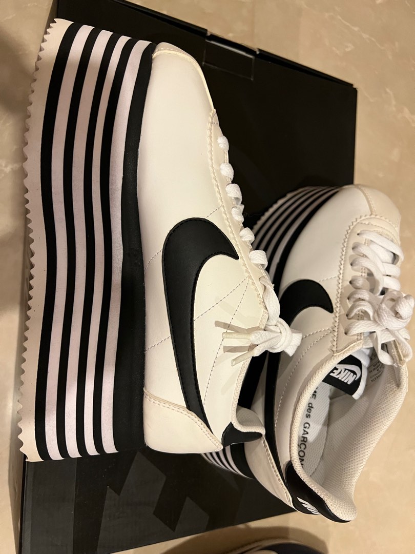 Nike Sample Shoes Fesyen Wanita Sepatu Di Carousell