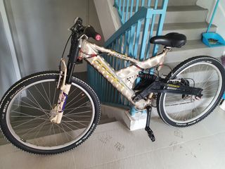 Bicicleta mongoose mgx online