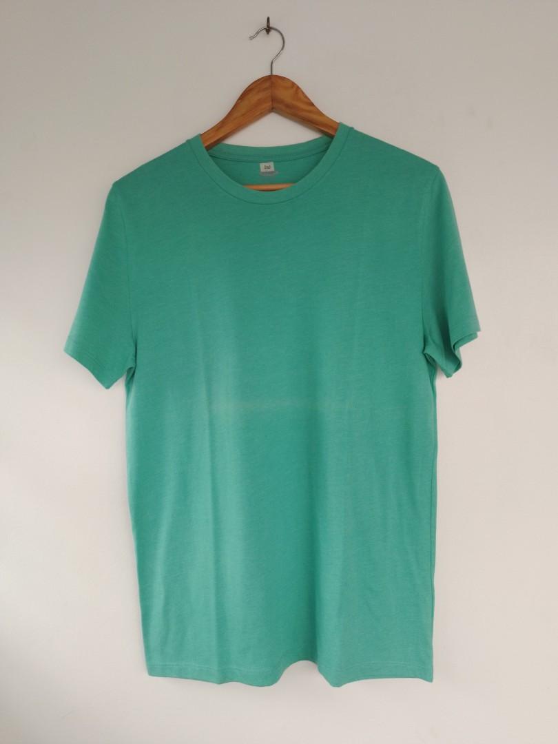 010 Old Navy Men's Tshirt, Men's Fashion, Tops & Sets, Tshirts & Polo