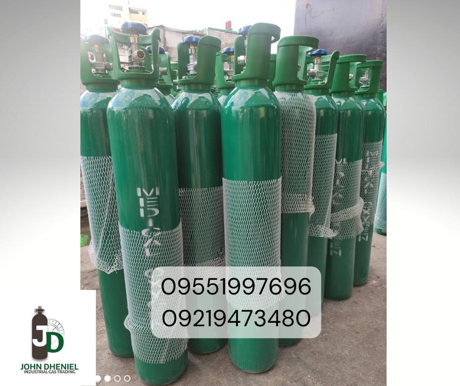 OXYGEN TANK COMPLETE SET, Health & Nutrition, Medical Supplies & Tools