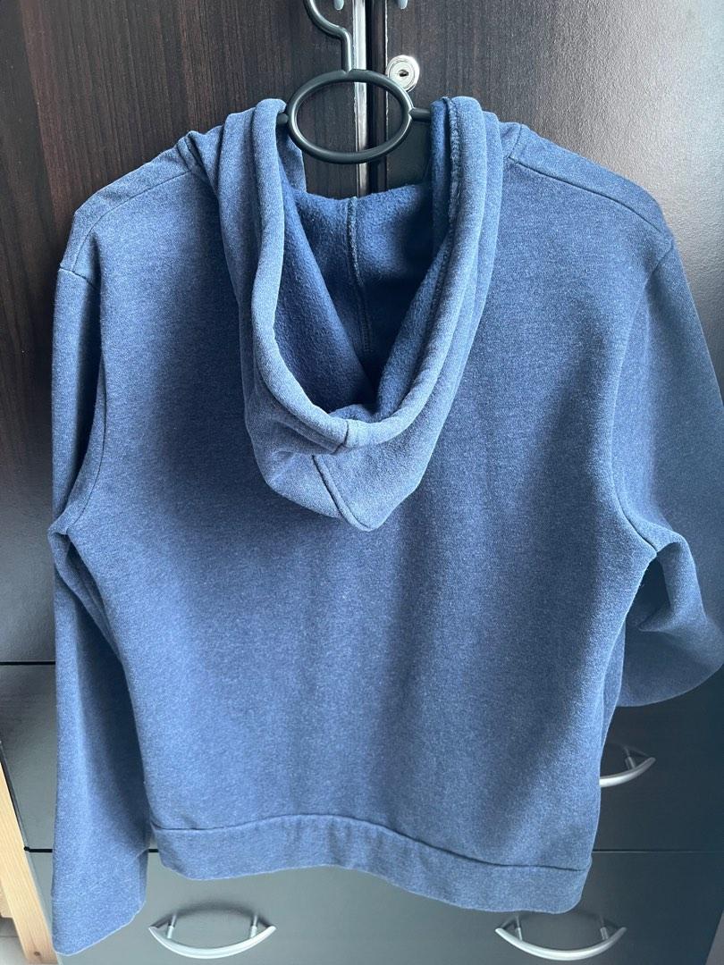 RVCA Hoodie Jacket (Category: Coats, Jackets and Outerwear) located in Quezon City. Submitted by karmv (Listing ID 1190540843, Image 2). Description: Brand: RVCA made in Vietnam Size: Small Condition: Slightly-used, No issues, Authentic, Mint condition RFS: Declutter.