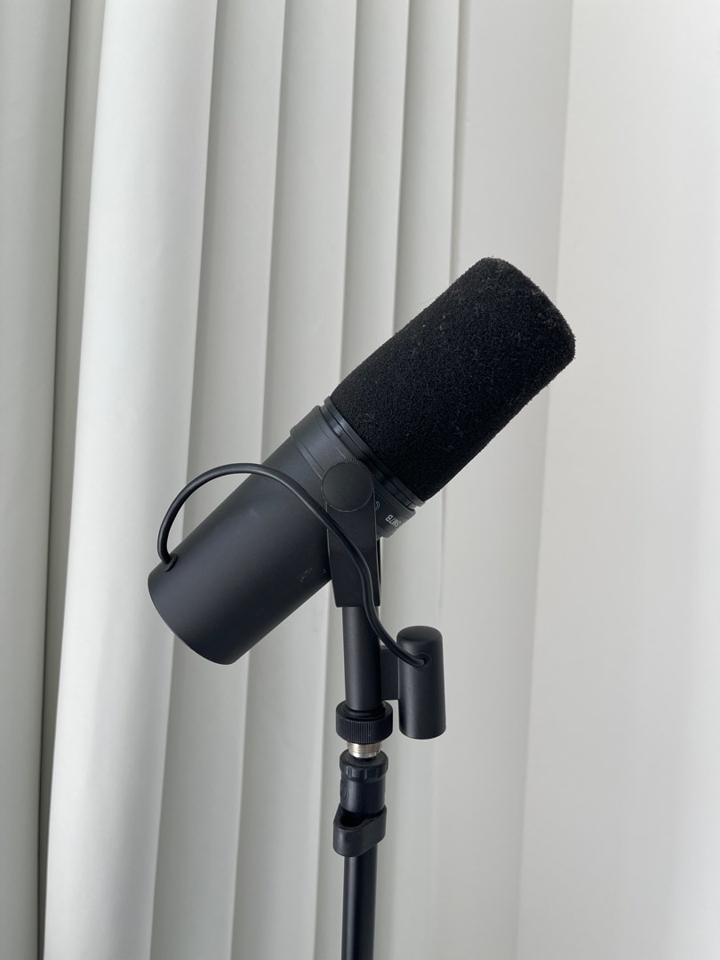 Shure SM7B Microphone (used but good working condition), Audio