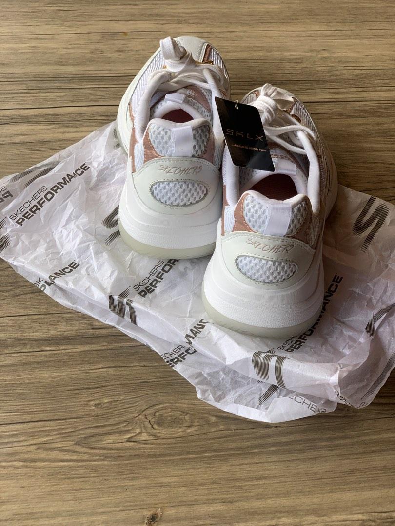 Skechers savona sales