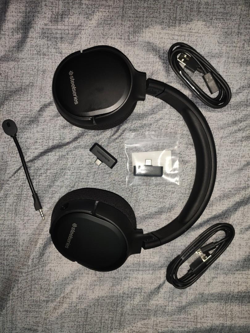 Steel series arctis 1 wireless (Category: Headphones & Headsets) located in Makati City. Submitted by Tanner (Listing ID 1190626477, Image 1). Description: condition superb inclusion steel series arctis 1 wireless earphone 1 mic 2 dongles 1 usb a to c 1 usb a to micro 1 3.5mm wire Box not included.
