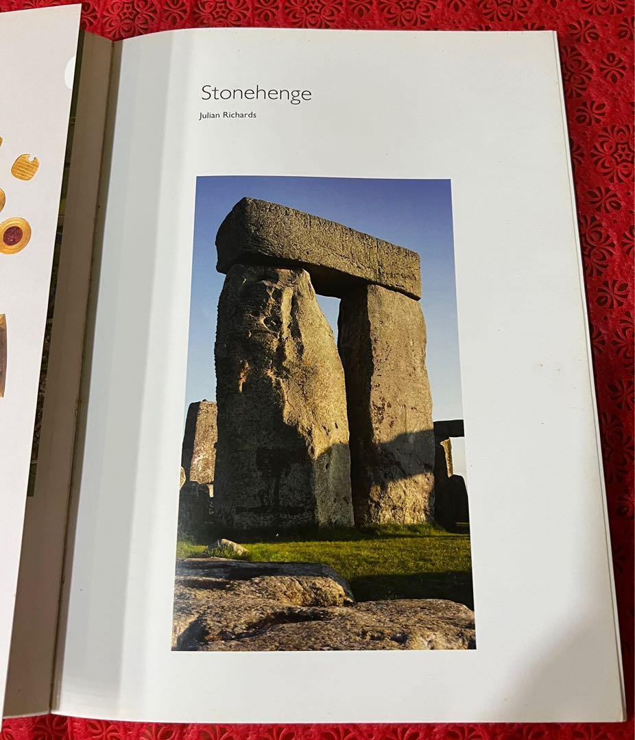 Stonehenge (Category: Storybooks) located in San Juan City. Submitted by pageturner19 (Listing ID 1190615852, Image 3). Description: English Heritage Guidebooks.