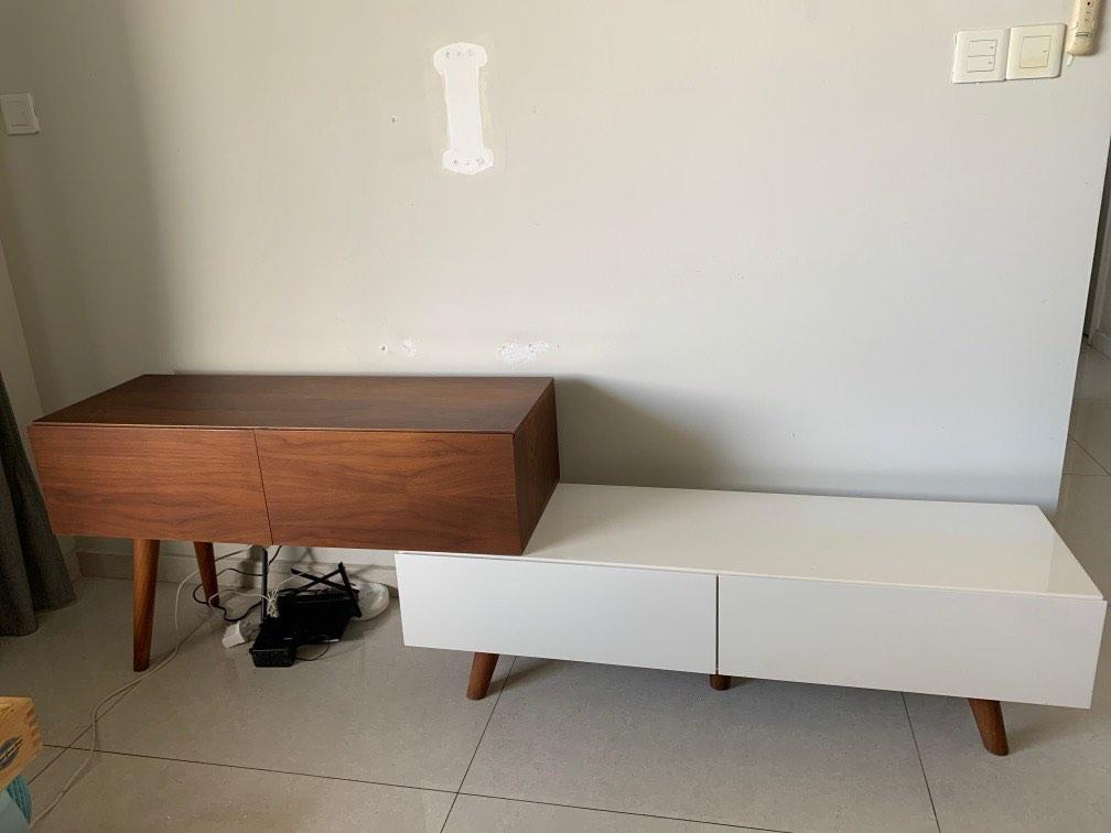 TV Console (Category: TV Consoles) located in Singapore. Submitted by bvicii (Listing ID 1190524607, Image 3). Description: Italian design. Originally bought for $1.5k+. Picture 1 shows it in its closed design while picture 3 shows it when it is extended. Length of picture 1 is around 135cm. Used for 3 years. Reason for selling is because we are moving house. We will leave it to you to settle delivery/move of the console..