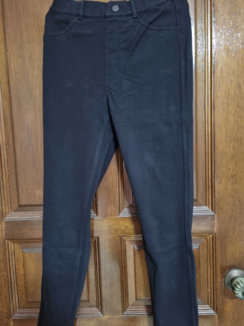 Uniqlo jeans, Women's Fashion, Bottoms, Jeans & Leggings on Carousell