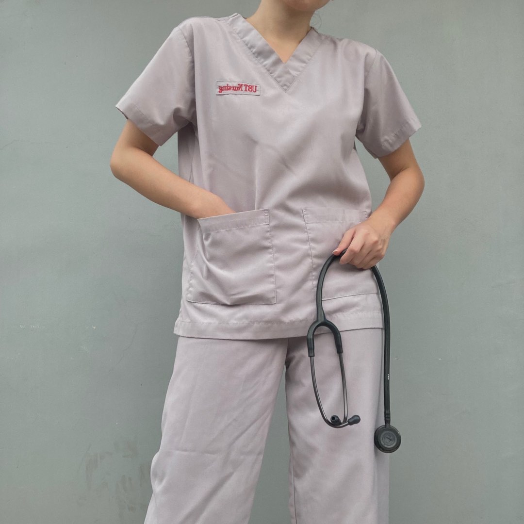 UST Nursing Gray Scrubs set, Women's Fashion, Dresses & Sets, Sets or
