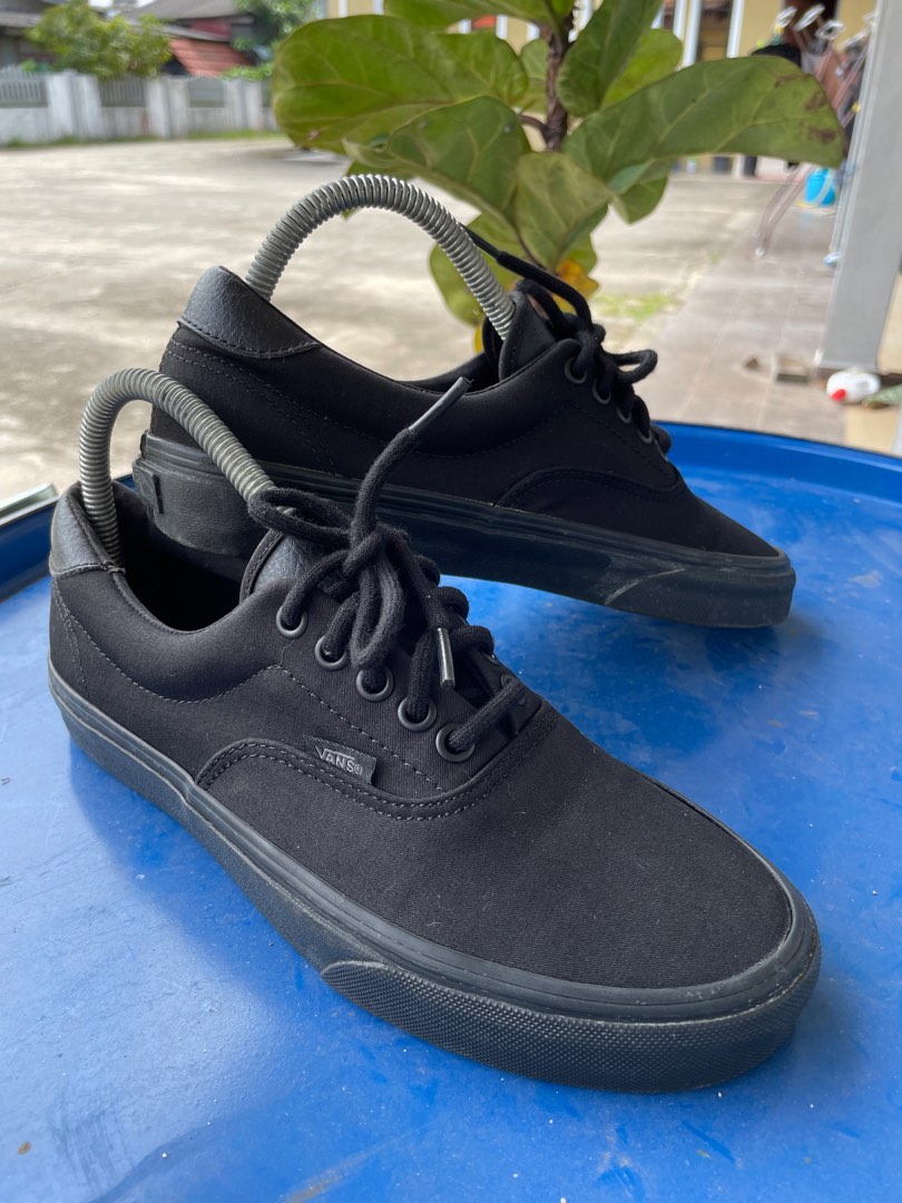 Vans New Era Men s Fashion Footwear Sneakers on Carousell