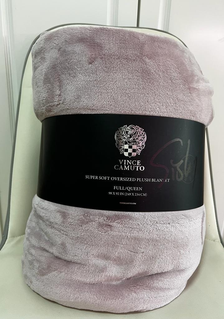 Vince Camuto Light purple Super Soft Oversized Plush Blanket Full Queen size 98 X 92 inch 550