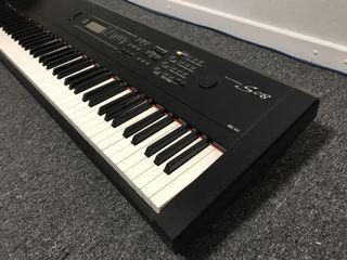 Yamaha Synthesizer S-08