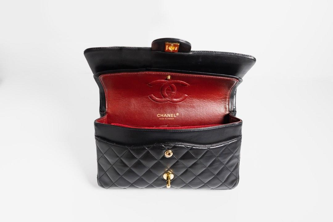 💯 Rent: Chanel Classic Flap Medium