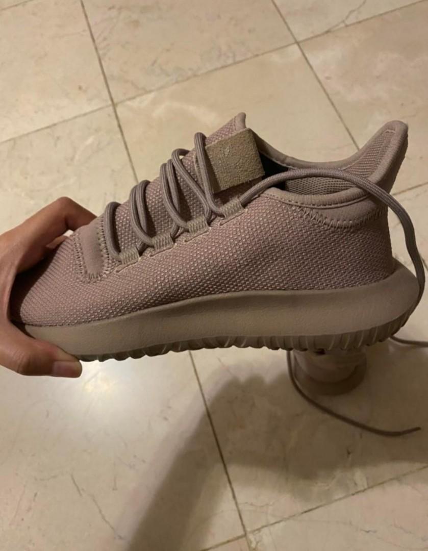 Adidas made in Vietnam, Fesyen Wanita, Sepatu di Carousell