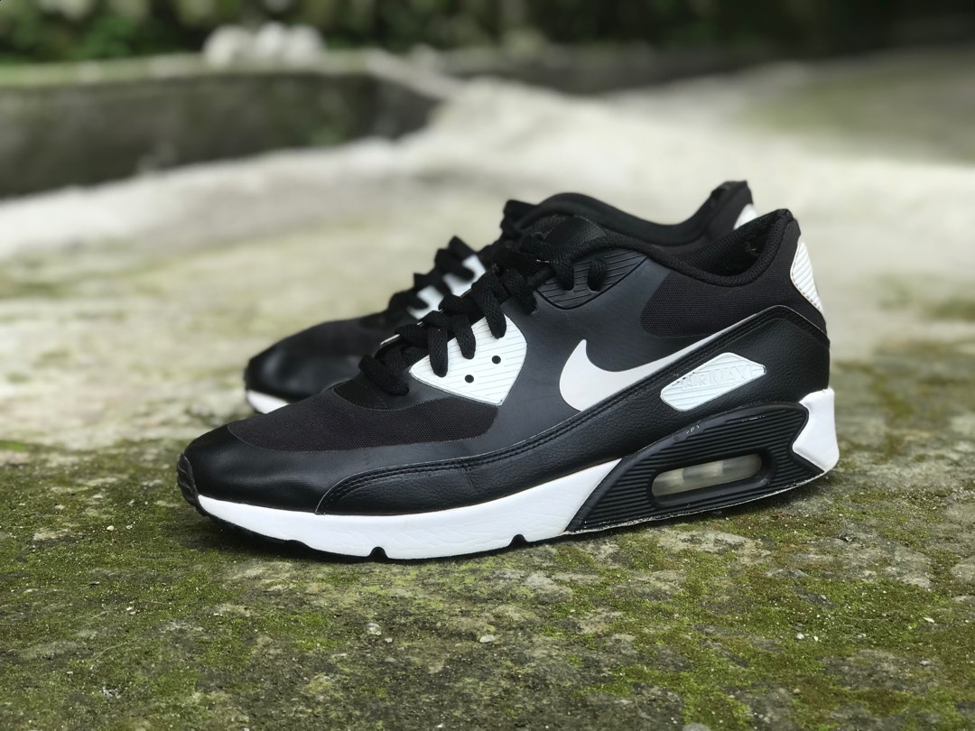dormir suave Exponer Air Max 90 Ultra 2.0 Essential Black White, Men's Fashion, Footwear,  Sneakers on Carousell