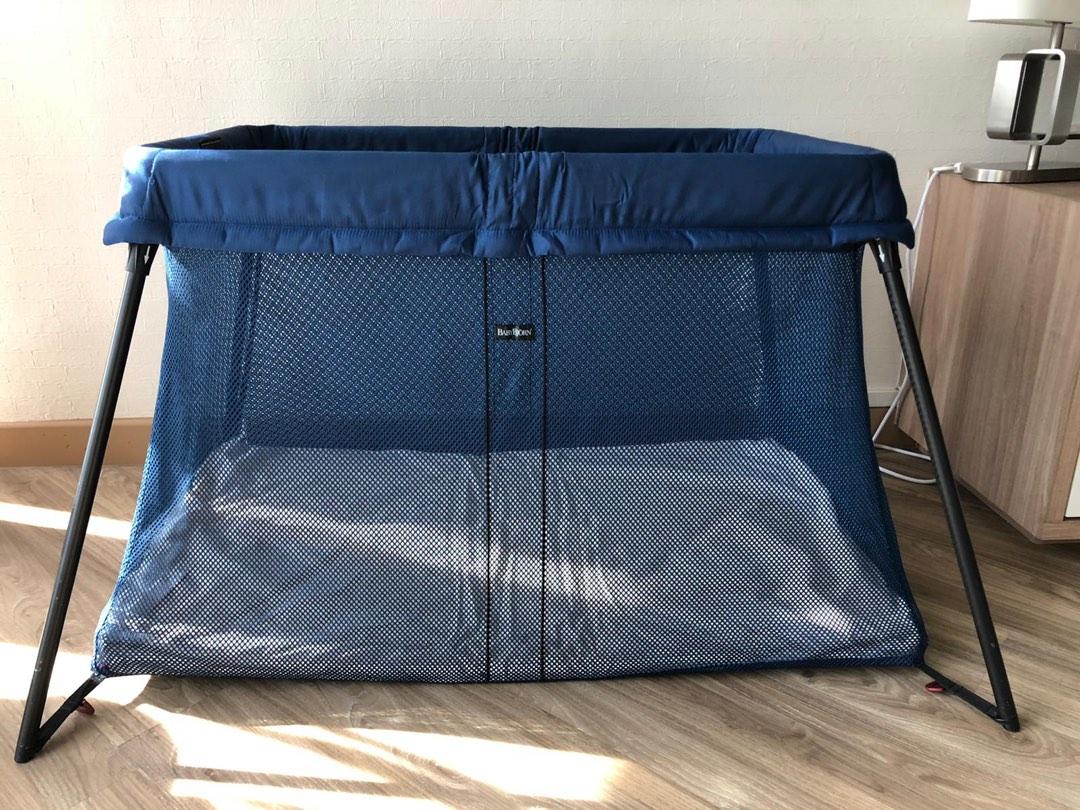 Baby bjorn travel cot sale clearance