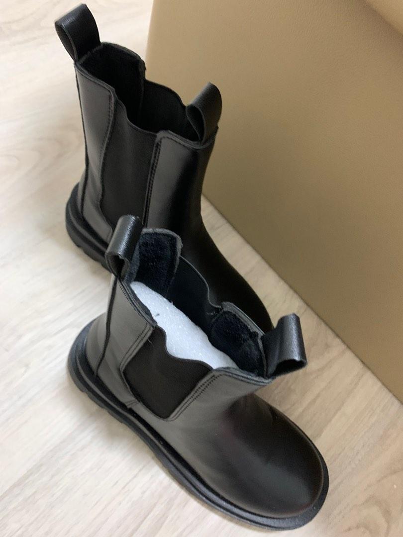 chelsea boots black friday