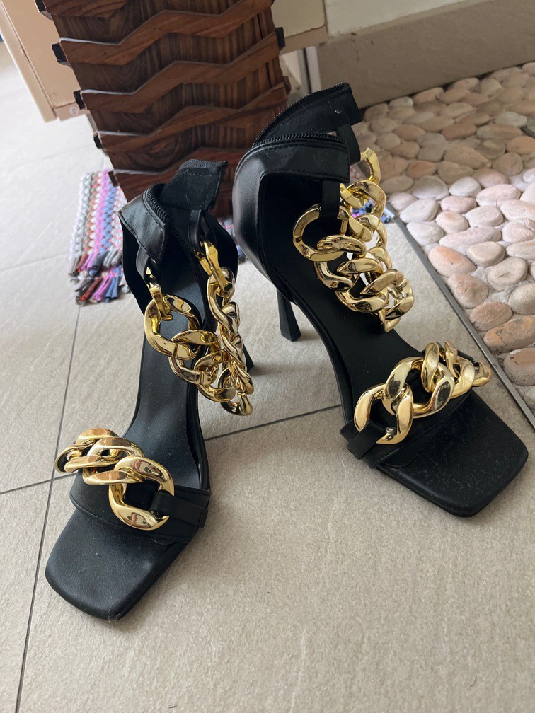 Black Heels, Women's Fashion, Footwear, Heels on Carousell