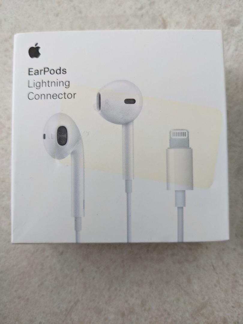 BNIB EarPods Lightning Connector, Audio, Earphones on Carousell