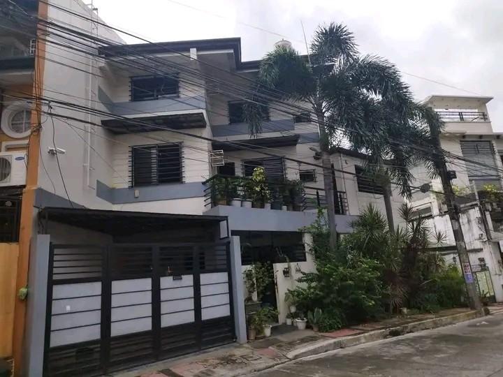 Brgy Veterans Village 63.14 sqm House in Bago Bantay Quezon City RUSH