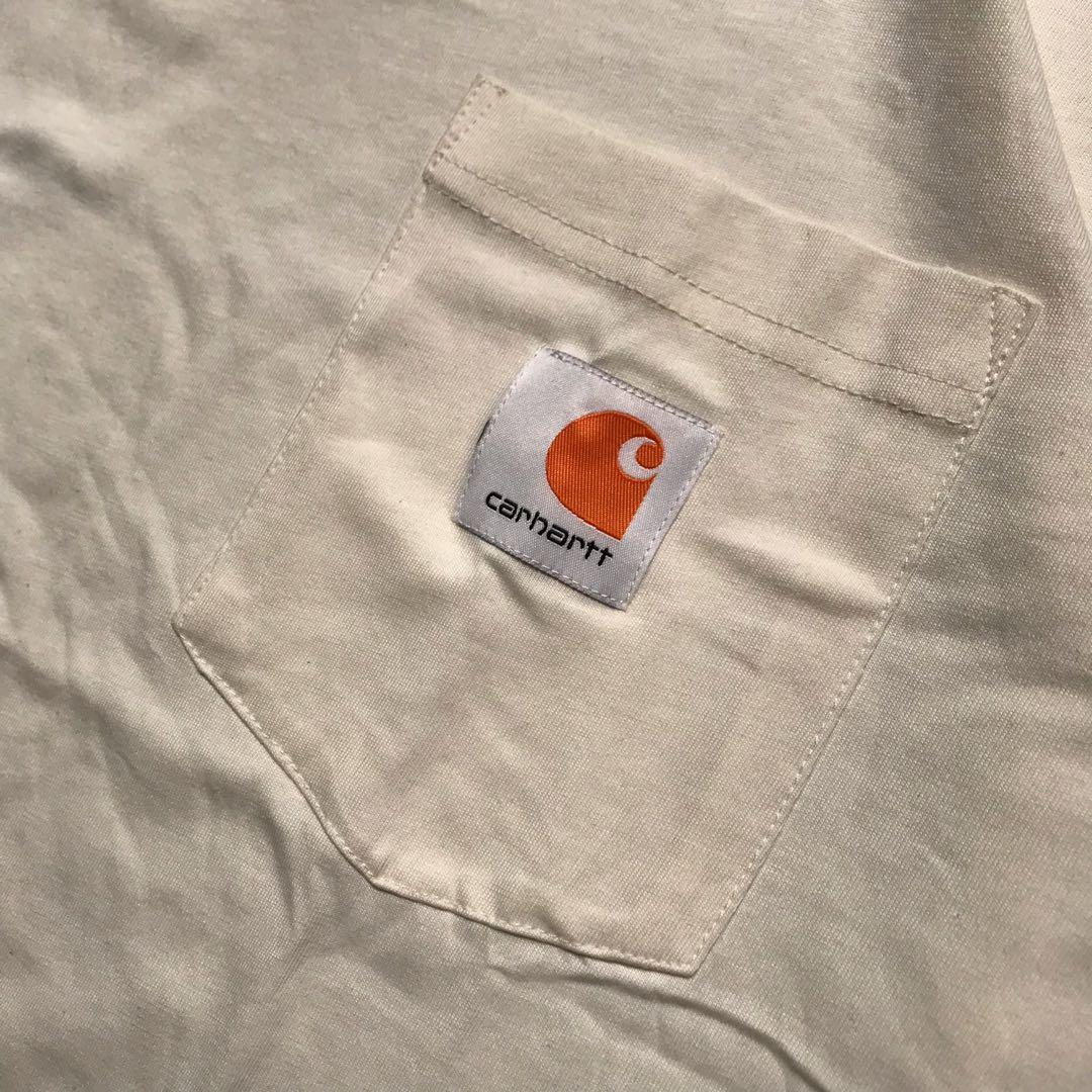 Carhartt Cream Pocket Tee (Category: Tshirts & Polo Shirts ) located in Pagbilao. Submitted by unit4302 (Listing ID 1190793223, Image 2). Description: Carhartt Cream Pocket Tee Excellent Condition Size Large No issue Pit to pit - 22 Shoulder to hem - 29 .