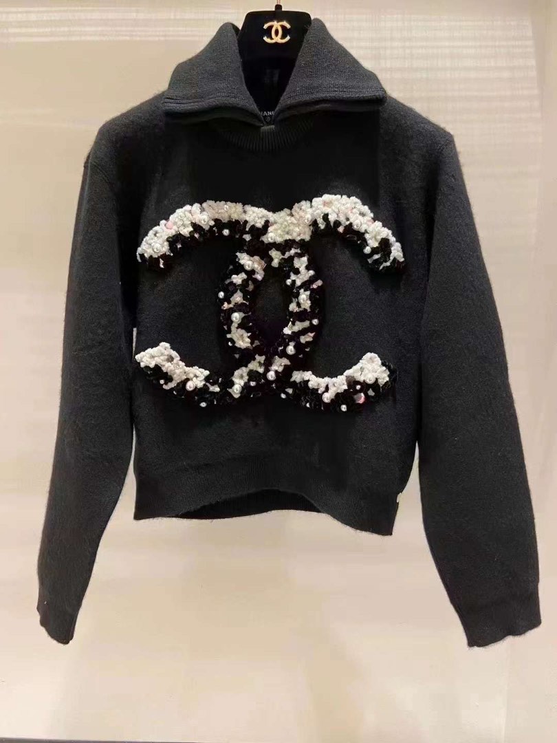 Chanel 22N Coco NEIGE Sweater Sz 38, 預 