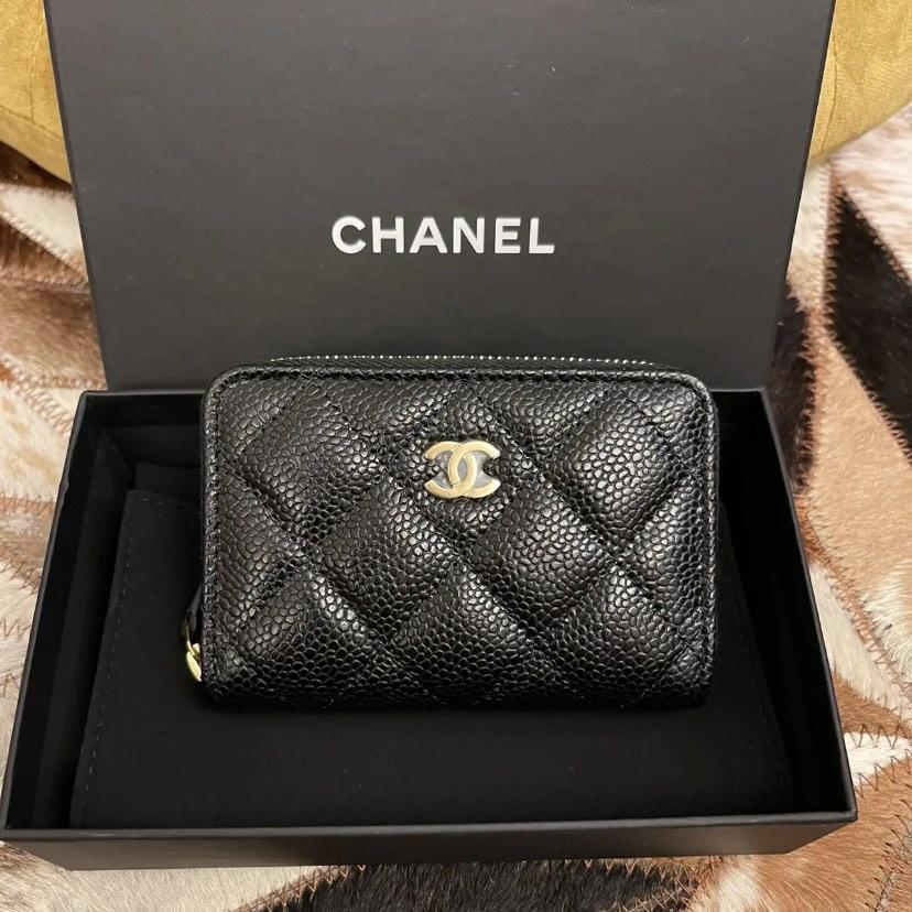 CHANEL Classic Zipped Coin Purse (AP0216-Y01864-C3906) in 2023