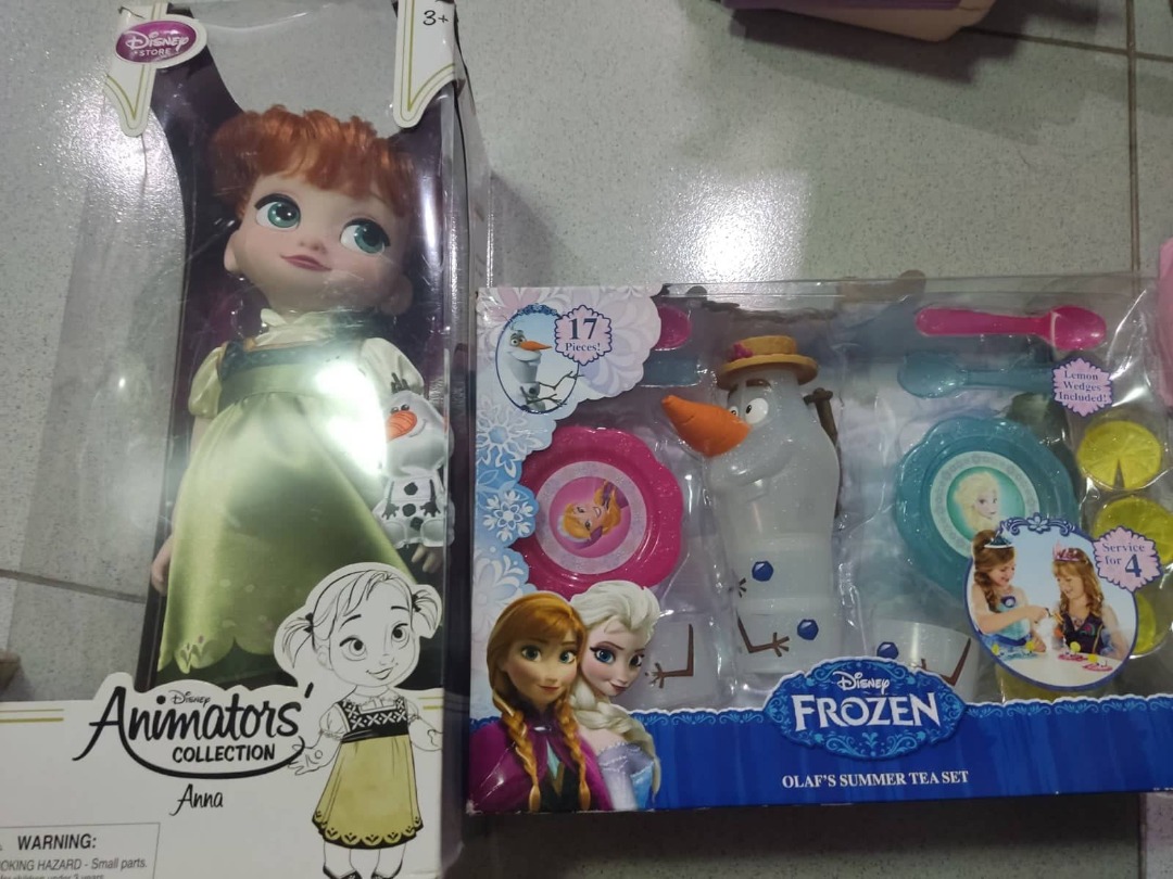 Disney Animator's Collection Frozen Anna Doll with Olaf and Frozen 17 ...