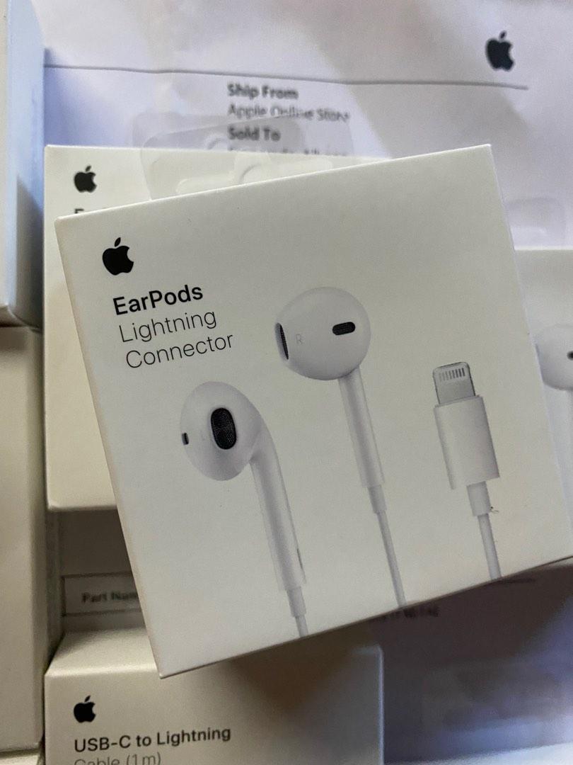 Earpods Lightning connector, Audio, Earphones on Carousell