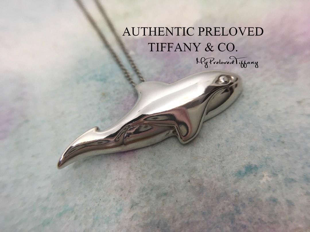 Tiffany top whale necklace