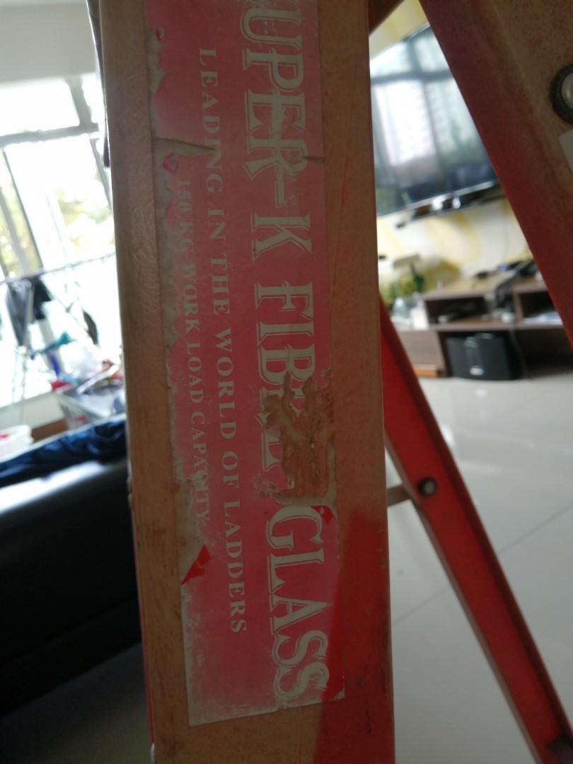 Fiberglass ladder