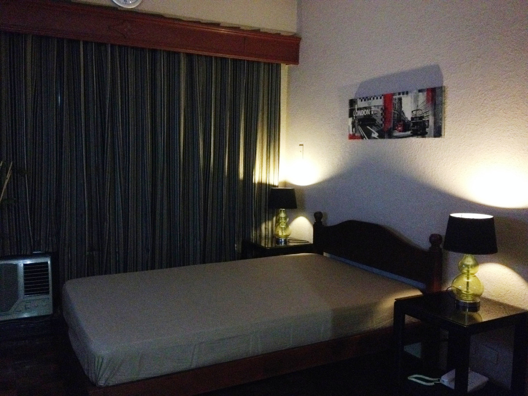 FOR RENT Studio Condo with Veranda Citadel Condominium P. Burgos