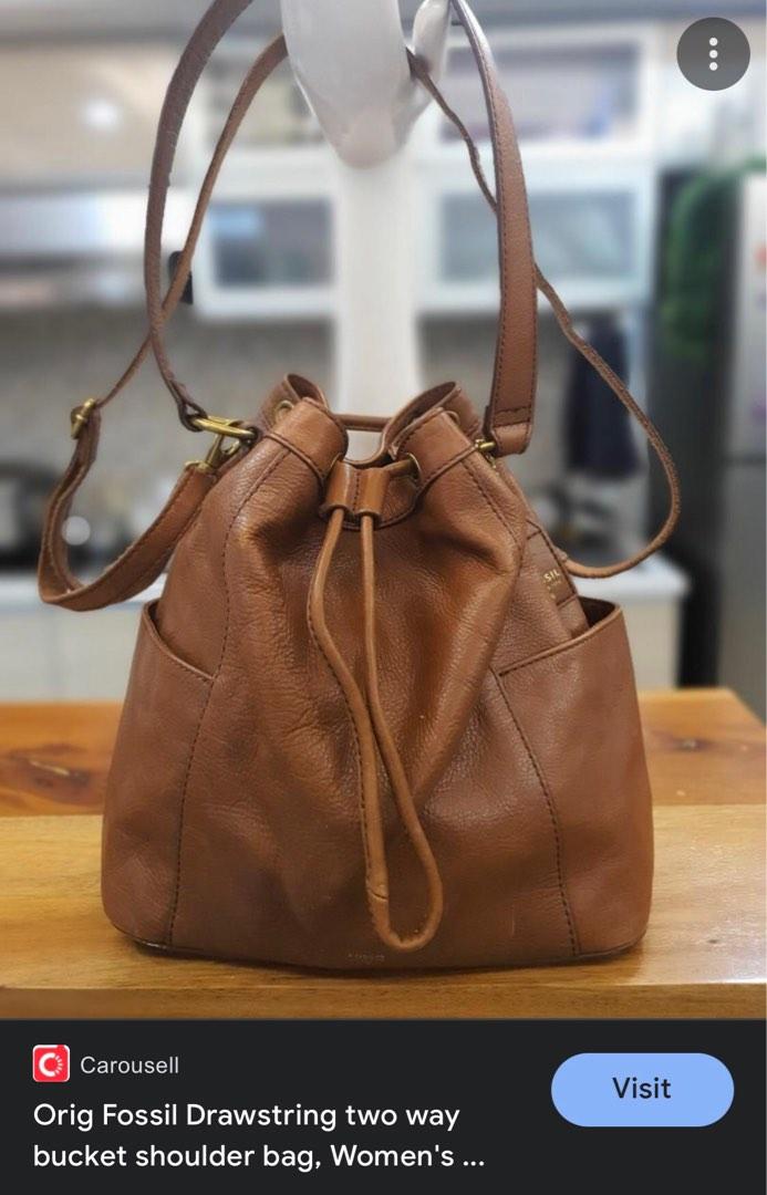 Fossil drawstring outlet